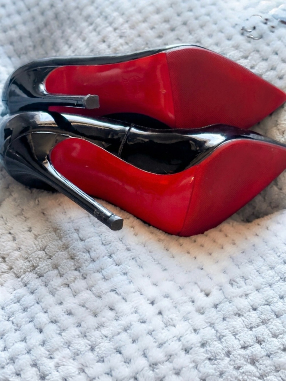 Christian Louboutin Classic Black Patent Pointed Toe Stilettos size 37 1/2 - Picture 3 of 4